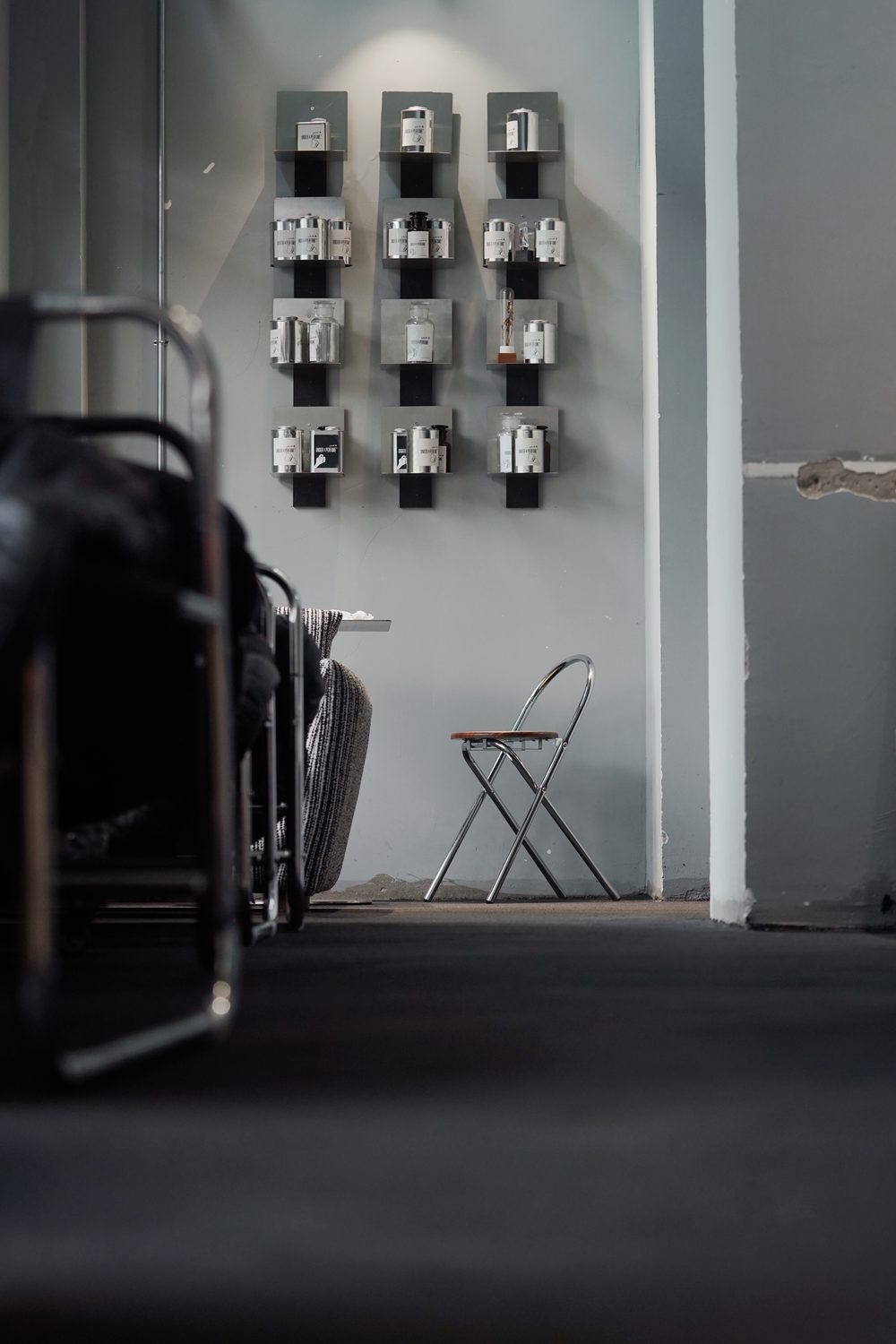 UNDER x PERFUME tasting room corner